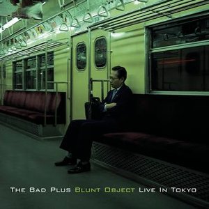 “Blunt Object Live In Tokyo”的封面