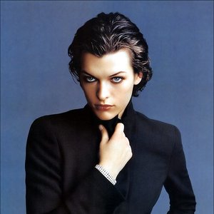 “Milla Jovovich”的封面