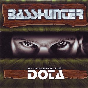 Vi Sitter I Ventrilo Och Spelar Dota