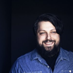 “Casey Crescenzo”的封面