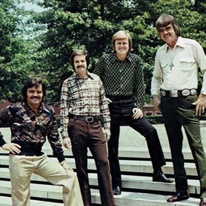 J D Sumner & The Stamps 的头像