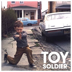 Toy Soldier / The Freaks