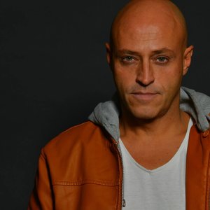 Ricardo F 的头像