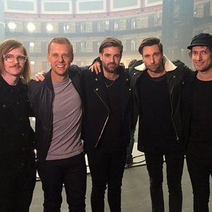 Armin van Buuren feat. Kensington 的头像