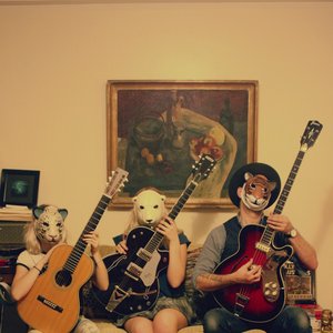 Bunny Clogs 的头像