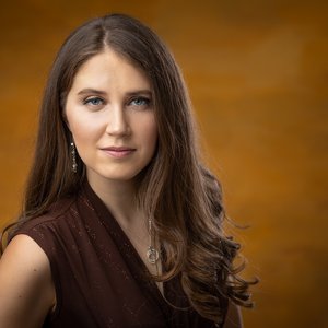 Lara Driscoll 的头像