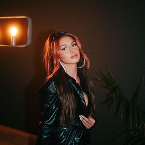 Katy B Diamond 的头像
