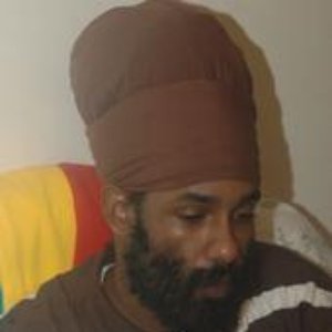 Jah Defender 的头像