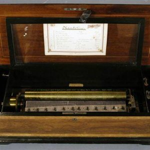 Avatar for Le Croix "Mandoline" Cylinder Music Box