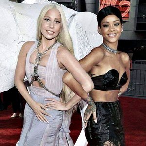 Bild för 'Lady Gaga feat. Rihanna'