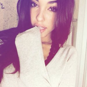 Avatar for mirabelle lewinsky