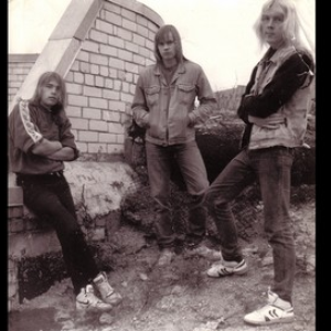 Shower photo provided by Last.fm