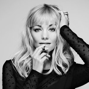 Freya Clausen のアバター