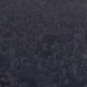 メガロポリスの窓