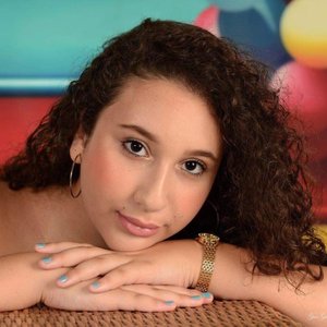 Shania Cauchi 的头像