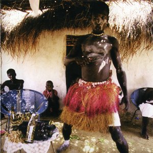 “Drums of Death: Field Recordings in Ghana”的封面