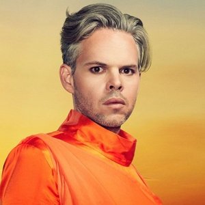 Nicholas Littlemore’s The Two Leaves Project 的头像