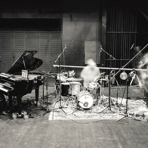 Vyacheslav Ganelin / Deniss Pashkevich / Arkady Gotesman 的头像