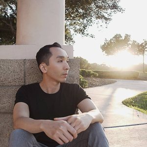 Avatar for David Win