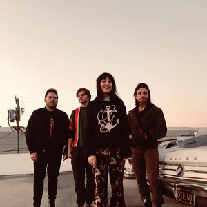 Kills Birds 的头像