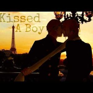 I Kissed a Boy - Single