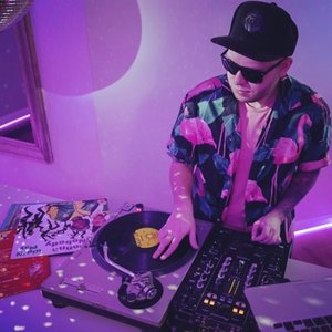 Flamingo Cartel 的头像