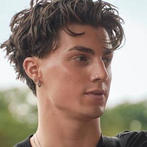 Avatar for Isaac Levi