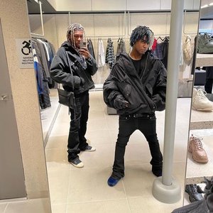 Lung Carson 的头像