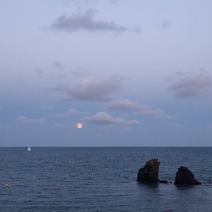 43.275669 / 3.514843