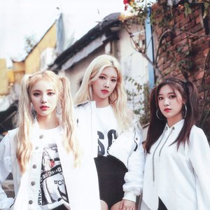 Аватар для 이달의 소녀 오드아이써클 (LOONA/ODD EYE CIRCLE)