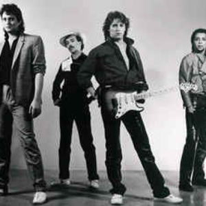 Billy Satellite photo provided by Last.fm