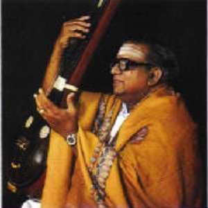 Maharajapuram Santhanam 的头像