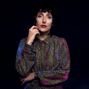 Clarice Falcão 的头像