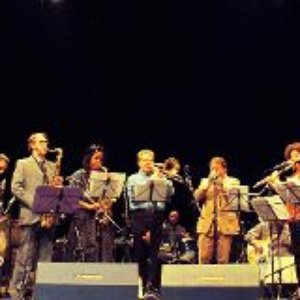 Rob Mazurek & Exploding star orchestra 的头像