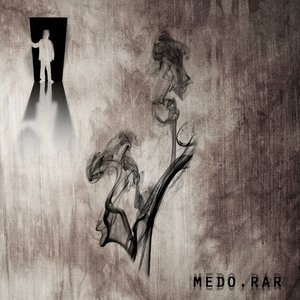 “MEDO.RAR”的封面