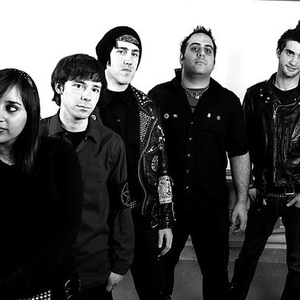 Intro5pect photo provided by Last.fm