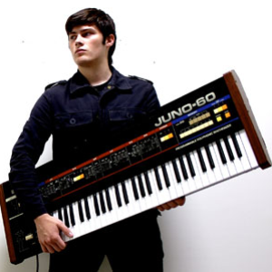 André Allen Anjos photo provided by Last.fm