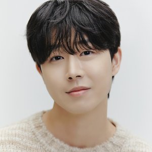 Donghyun 的头像