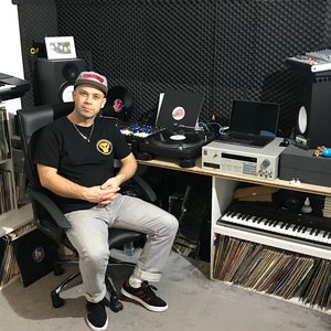 T-Cuts 的头像