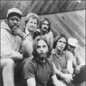 Bobby & The Midnites photo provided by Last.fm