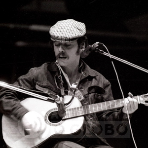 Chico Buarque photo provided by Last.fm