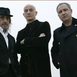 Piccola Orchestra Avion Travel photo provided by Last.fm