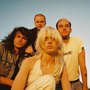 Amyl and the Sniffers 的头像