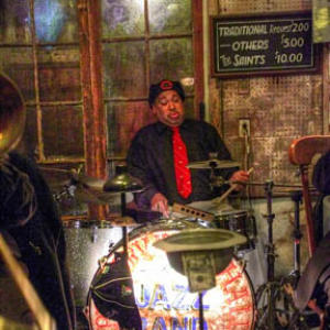 Shannon Powell photo provided by Last.fm