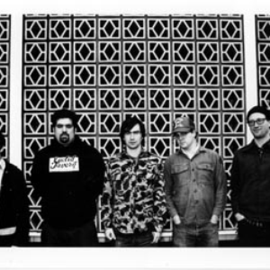 Dead Low Tide photo provided by Last.fm