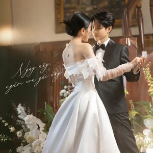 Ngày Này, Người Con Gái Này