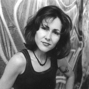Vivian Slade 的头像