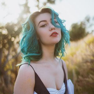 Jessie Paege 的头像