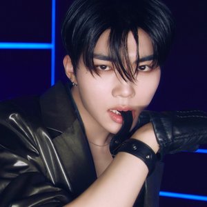 PARK GUNWOOK 的头像