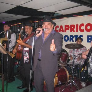 “Bernardo y sus Compadres”的封面